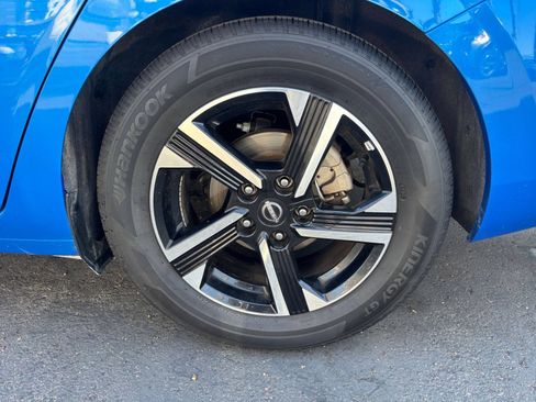Used 2025 Nissan Sentra SV FWD image 28