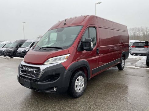 Used 2025 RAM ProMaster 3500 w/ Quick Order Package 22H SLT+ FWD image 8