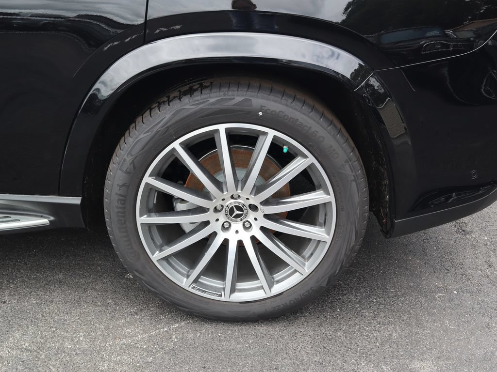New 2025 Mercedes-Benz GLS 580 4MATIC image 9