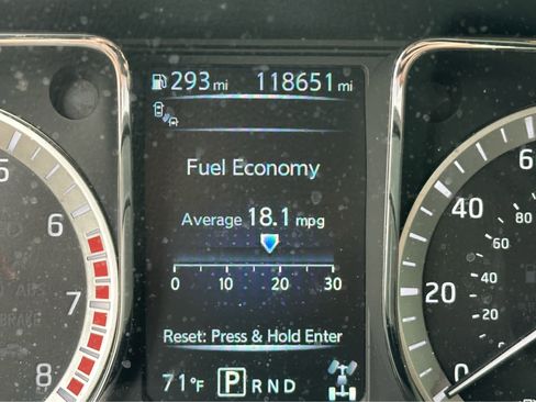 Used 2017 Nissan Titan Platinum Reserve AWD/4WD image 22