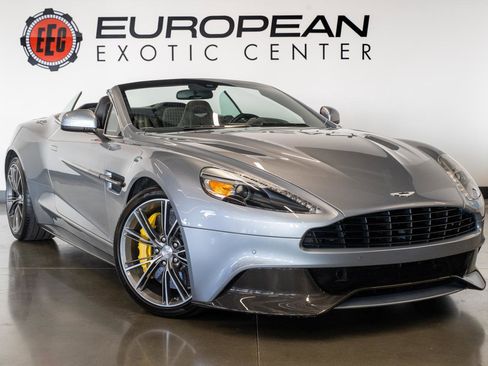 Used 2014 Aston Martin Vanquish Volante image 35