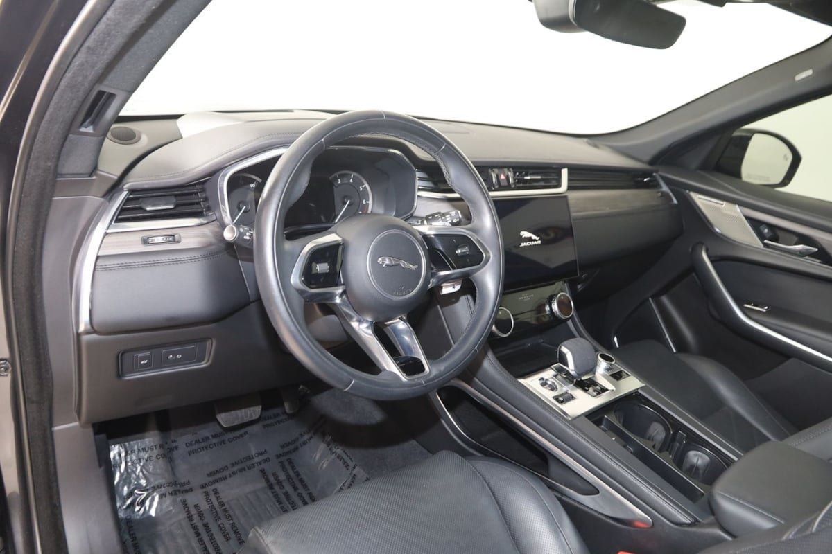 Used 2023 Jaguar F-PACE S AWD/4WD image 26