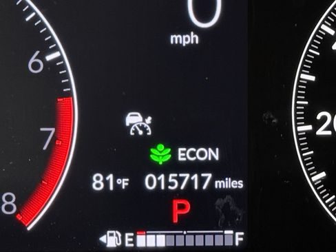 Used 2024 Honda Pilot LX image 21