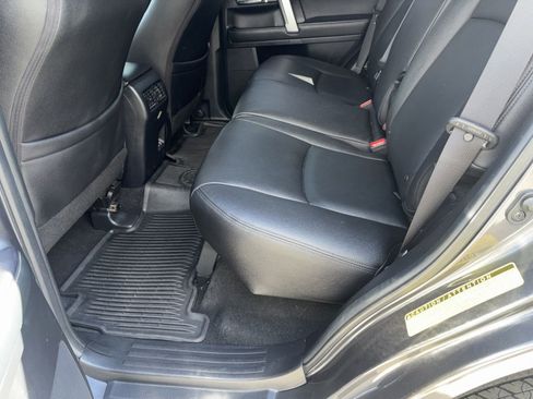 Used 2020 Toyota 4Runner SR5 image 2