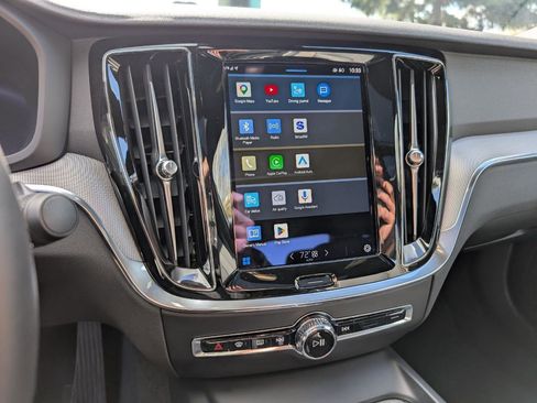 Used 2024 Volvo S60 B5 Plus image 20