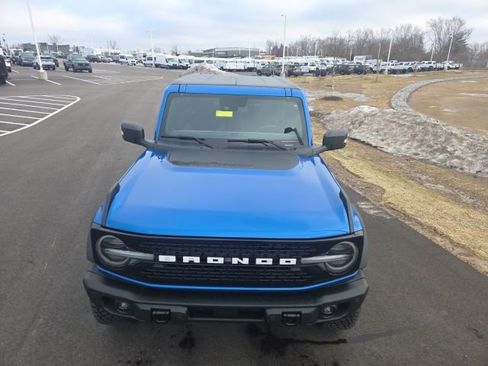 Used 2022 Ford Bronco Wildtrak image 16