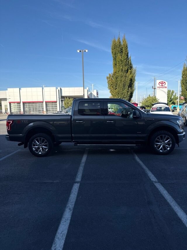 Used 2017 Ford F150 XLT w/ Equipment Group 302A Luxury AWD/4WD image 4