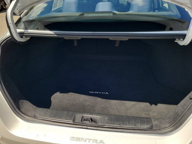 Certified 2022 Nissan Sentra SV w/ All-Weather Package FWD image 11