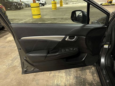 Used 2013 Honda Civic EX-L image 29