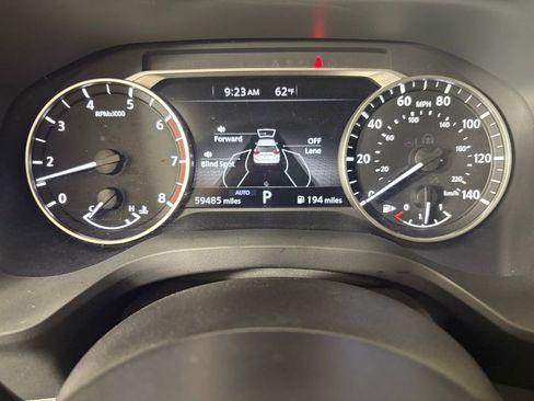 Used 2024 Nissan Rogue SV AWD/4WD image 29