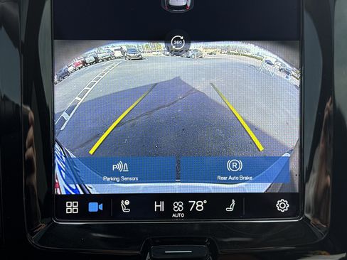 Used 2023 Volvo XC60 T8 Ultimate image 20