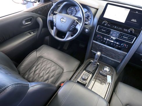 Used 2021 Nissan Armada Platinum w/ Captain's Chairs Package image 15