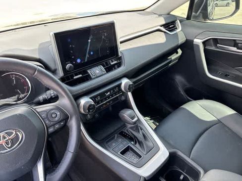 Used 2023 Toyota RAV4 XLE Premium FWD image 20