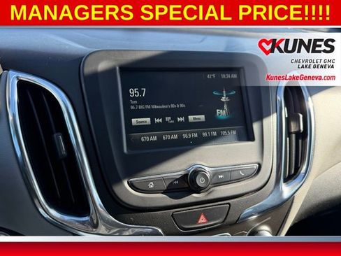 Used 2018 Chevrolet Equinox LS image 27