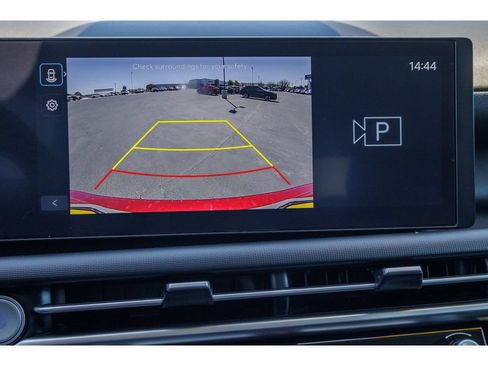 Used 2025 Hyundai Tucson SEL AWD/4WD image 24