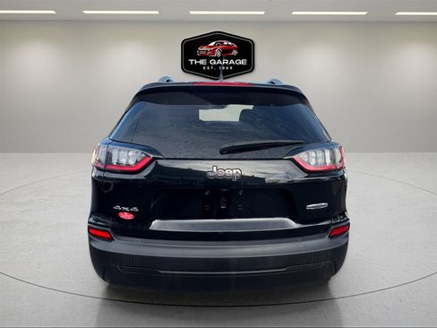 Used 2019 Jeep Cherokee Latitude Plus w/ Cold Weather Group image 6
