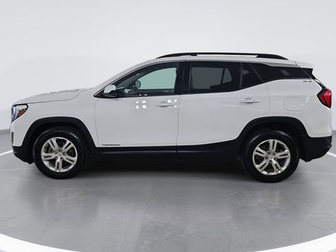 Used 2020 GMC Terrain SLE w/ Driver Convenience Package image 7