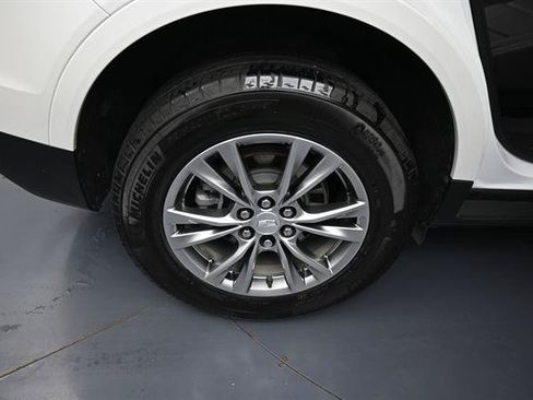 Used 2023 Cadillac XT5 Premium Luxury FWD image 26