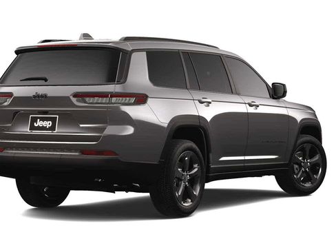 New 2025 Jeep Grand Cherokee L Altitude image 2