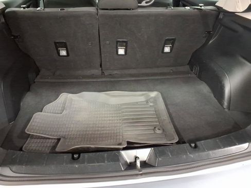 Used 2017 Subaru Impreza 2.0i Premium image 6