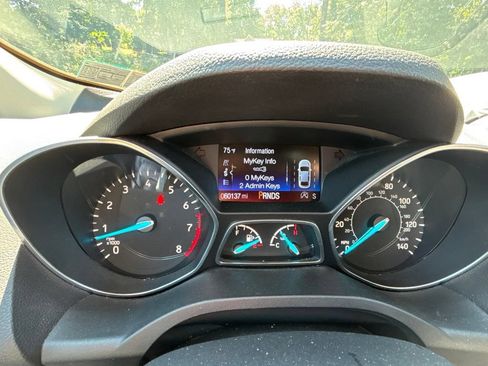 Used 2018 Ford Escape SEL w/ Ford Safe & Smart Package AWD/4WD image 9
