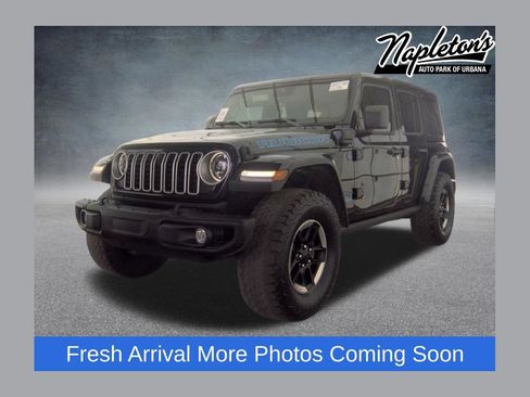Used 2025 Jeep Wrangler Unlimited Sahara AWD/4WD image 1