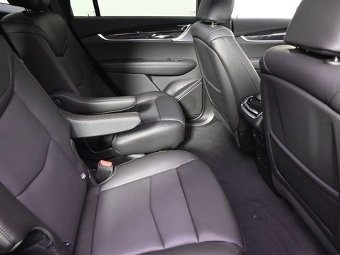 New 2025 Cadillac XT6 Sport w/ Technology Package image 18