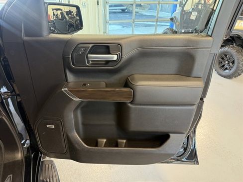 Used 2021 GMC Sierra 1500 SLT w/ SLT Premium Plus Package image 31
