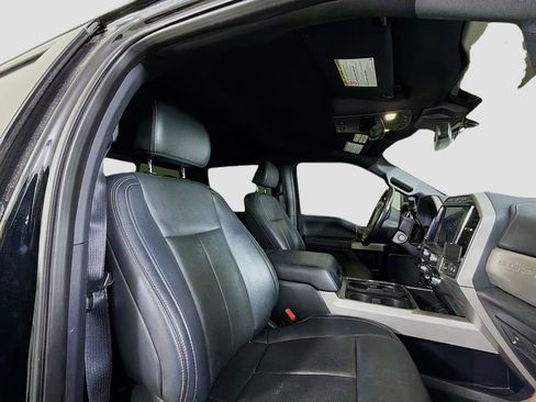 Used 2022 Ford F250 Lariat w/ Tremor Off-Road Package image 26