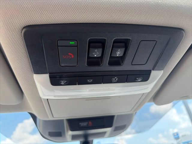 Used 2023 Nissan Rogue SV w/ SV Premium B Package AWD/4WD image 26