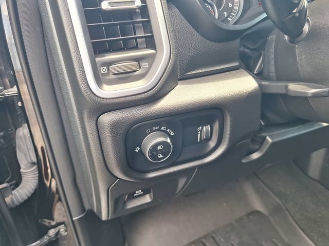 Used 2024 RAM 1500 Big Horn w/ Trailer Tow Group AWD/4WD image 18