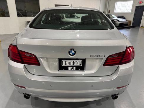 Used 2011 BMW 535i xDrive Sedan image 6
