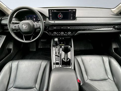 Used 2025 Honda Accord EX-L image 8