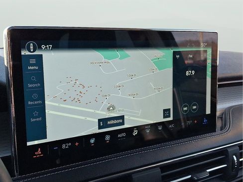 Used 2024 Lincoln Corsair AWD w/ Equipment Group 101A image 17