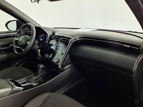 Certified 2023 Hyundai Santa Cruz SE image 9