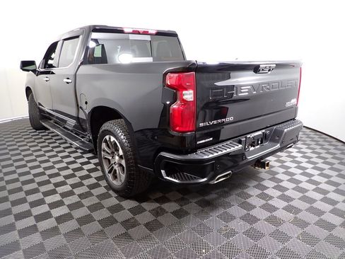 Used 2022 Chevrolet Silverado 1500 High Country AWD/4WD image 17
