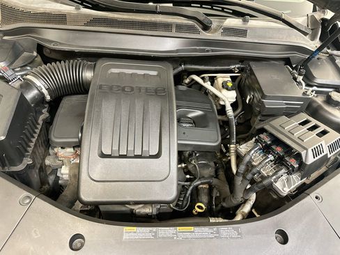 Used 2017 Chevrolet Equinox LS AWD/4WD image 33