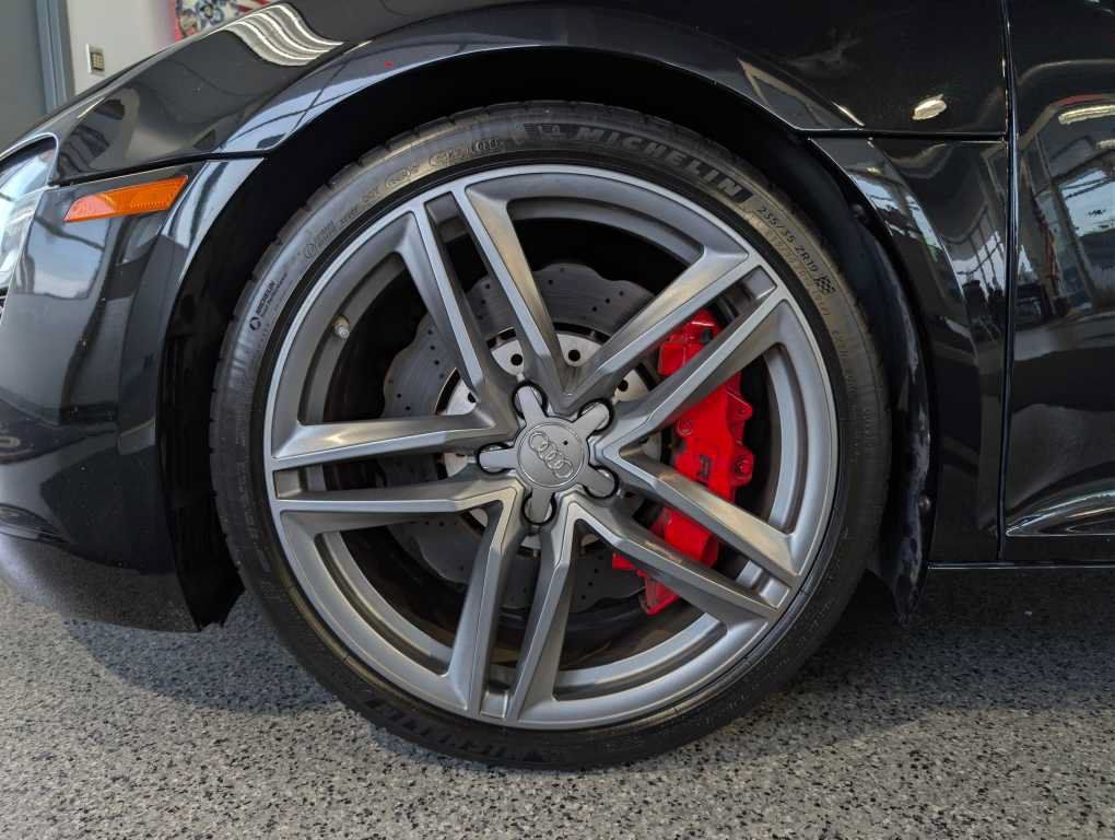 Used 2015 Audi R8 V8 AWD/4WD image 11