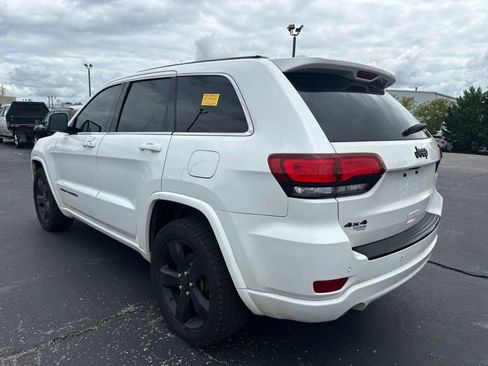 Used 2015 Jeep Grand Cherokee Altitude AWD/4WD image 7