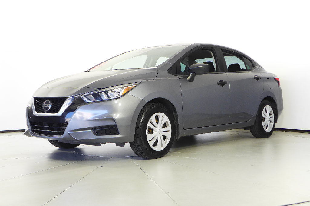 Used 2020 Nissan Versa S FWD image 2