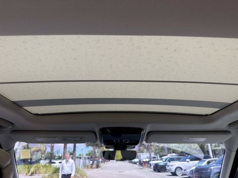 Used 2019 Land Rover Range Rover Supercharged AWD/4WD image 18