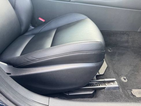 Used 2024 MAZDA MAZDA3 s FWD image 18
