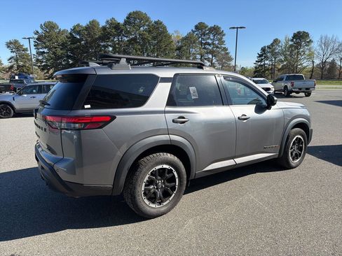 Used 2023 Nissan Pathfinder Rock Creek image 8