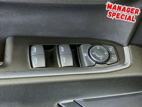 Used 2025 Chevrolet Silverado 1500 LT image 20