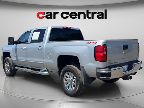 Used 2018 Chevrolet Silverado 2500 LT w/ All Star Edition AWD/4WD image 3