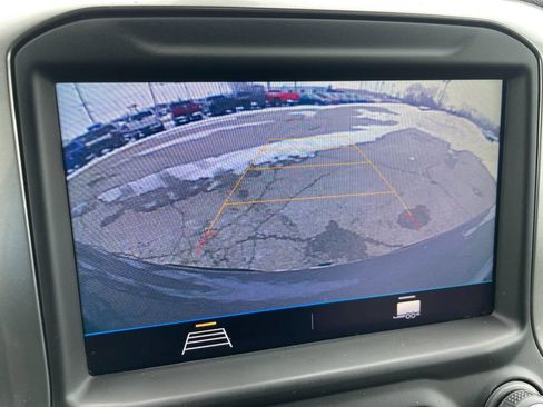 Used 2021 Chevrolet Silverado 1500 LT image 37