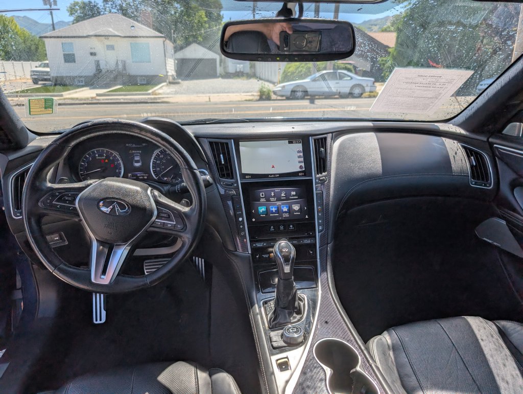 Used 2018 INFINITI Q60 Red Sport 400 w/ Sensory Package 3.0T Sport RWD image 8