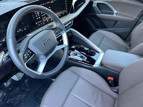 Certified 2025 Audi Q5 Premium Plus w/ Premium Plus image 9