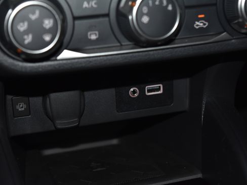 New 2025 Nissan Versa SV w/ Trunk Package image 12