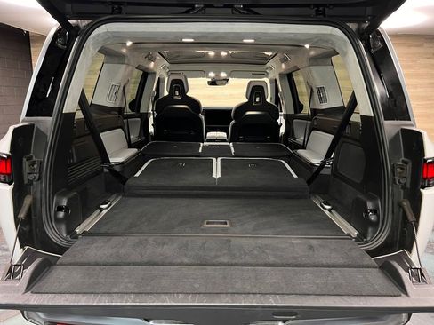 Used 2023 Rivian R1S Adventure image 23